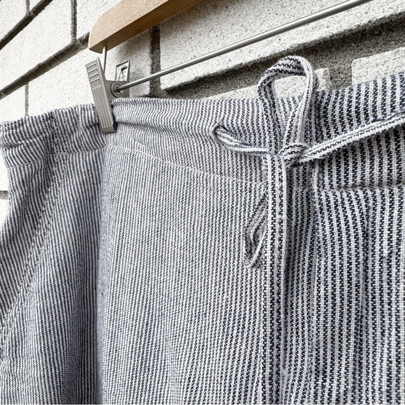 Style & Co. Railroad Stripe Blue White Linen Blend Casual Shorts Elastic Waist - Picture 3 of 11